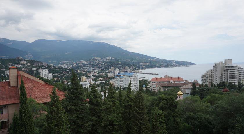 Гостиница Ялтинский городской пансионат Ялта-12